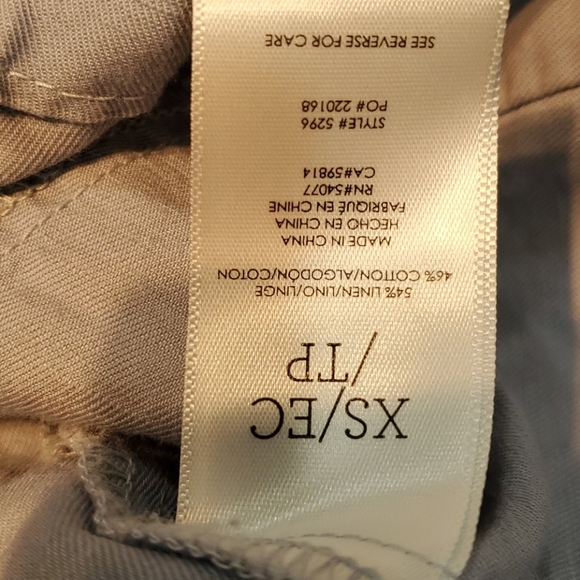 Cabi Tanner Grey Thin Button and Belted Trench Coat Top or Jacket Size XS - Picture 4 of 5